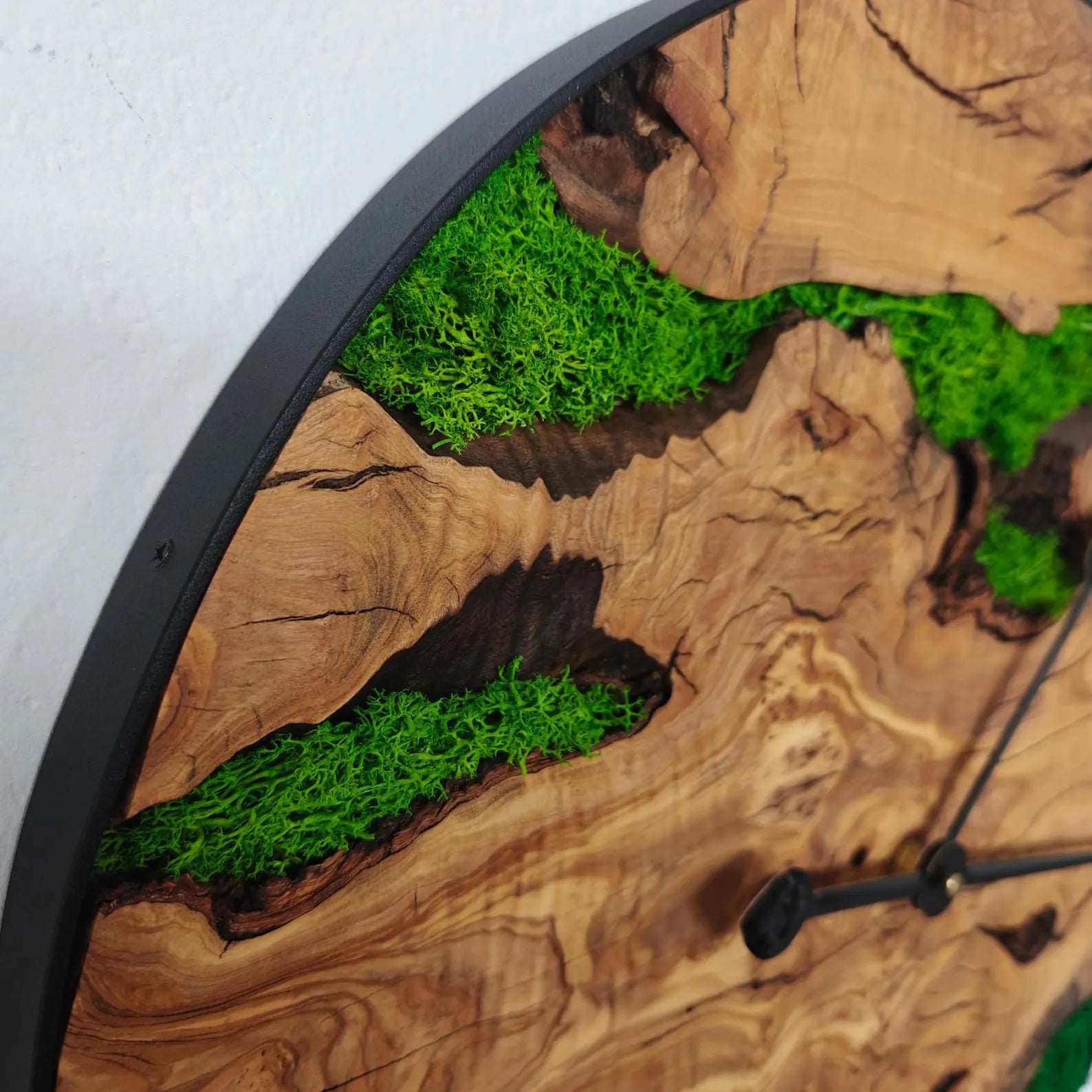 Olive Wood & Moss Clock