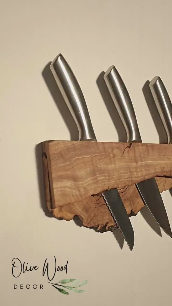 Live-Edge Slot Knife Holder